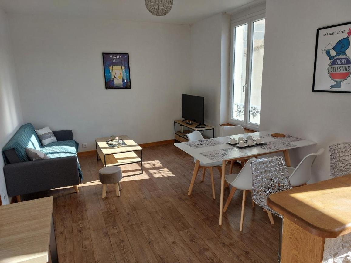Appartement Proche Des Parcs Vichy Eksteriør bilde