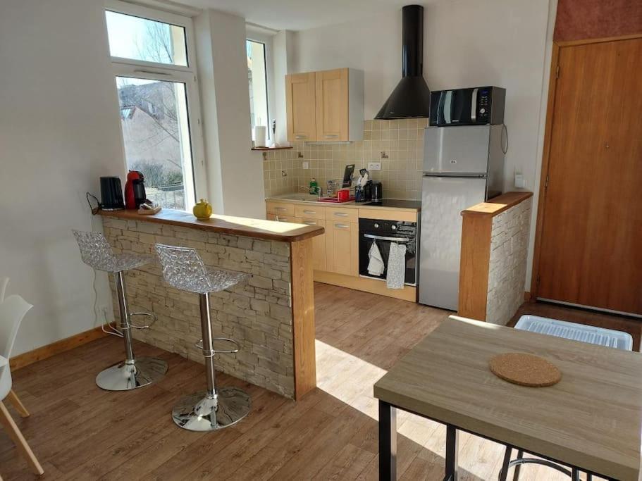 Appartement Proche Des Parcs Vichy Eksteriør bilde